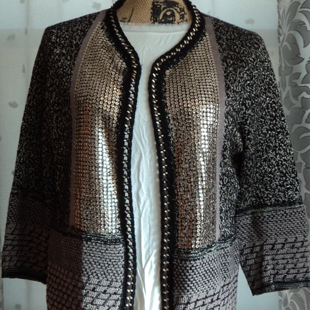 Chico's Sweater with PIZZAZZ --  SIZE 1